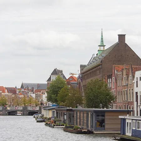 Lovely Cozy Houseboat Rembrandt, Old Centre