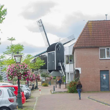 Lovely Cozy Houseboat Rembrandt, Old Centre ספינת מלון ליידן