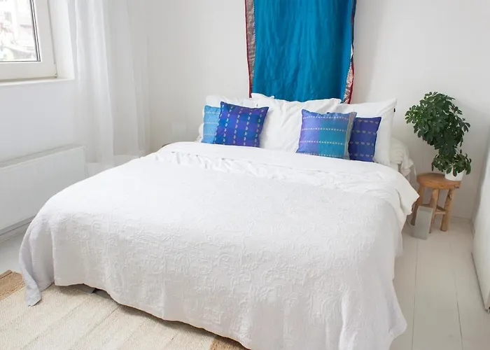 Lovely Cozy Houseboat Rembrandt, Old Centre *