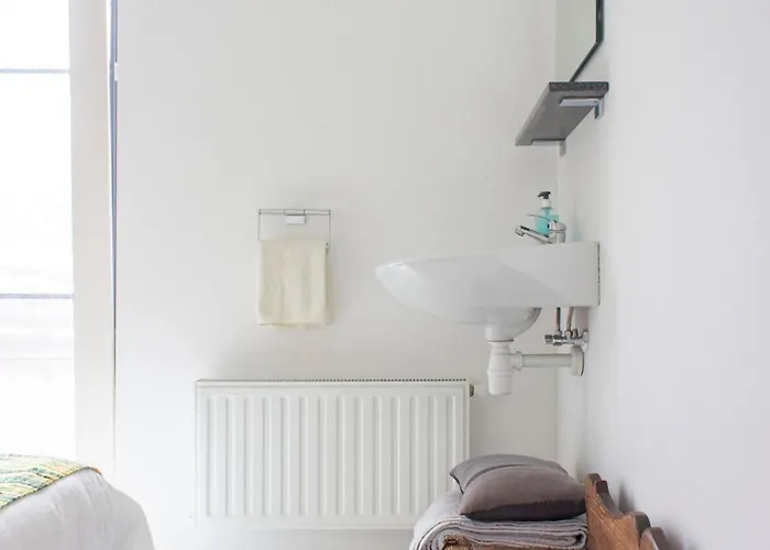 Lovely Cozy Houseboat Rembrandt, Old Centre Båthotell *