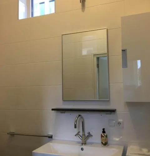 Lovely Cozy Houseboat Rembrandt, Old Centre *