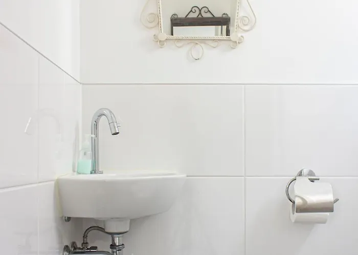 Båthotell Lovely Cozy Houseboat Rembrandt, Old Centre *