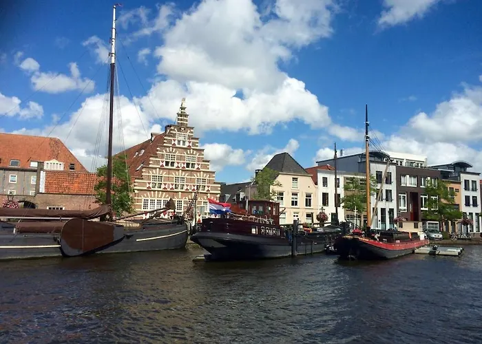 Lovely Cozy Houseboat Rembrandt, Old Centre *