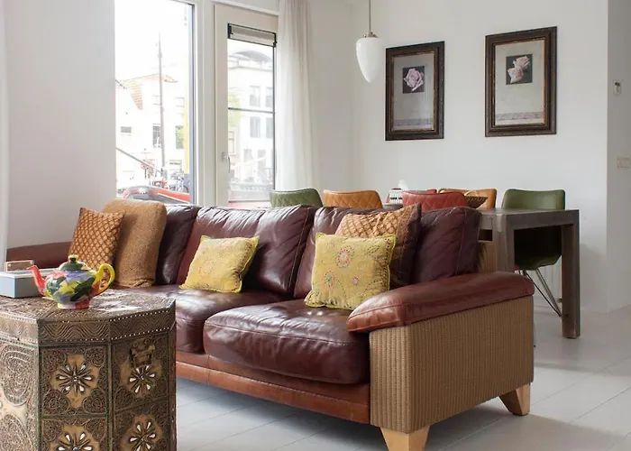 Lovely Cozy Houseboat Rembrandt, Old Centre * Λάιντεν