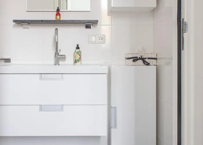 Lovely Cozy Houseboat Rembrandt, Old Centre Botel