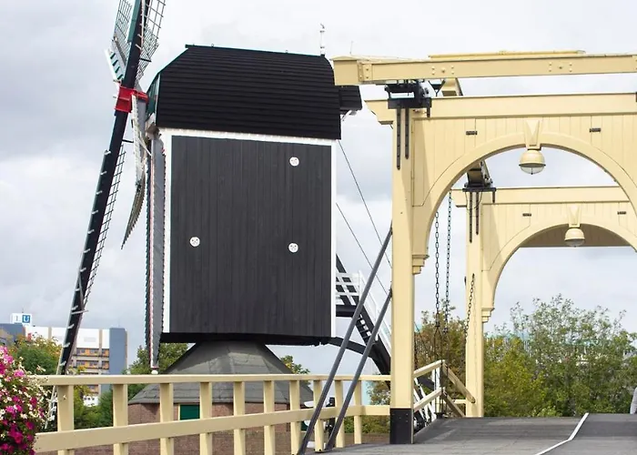 Lovely Cozy Houseboat Rembrandt, Old Centre *